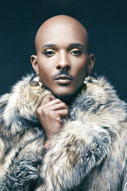 Portrait of actor Noam Sinseau