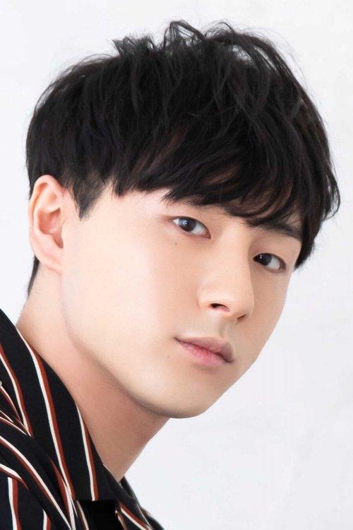 Portrait of actor Ryota Suzuki