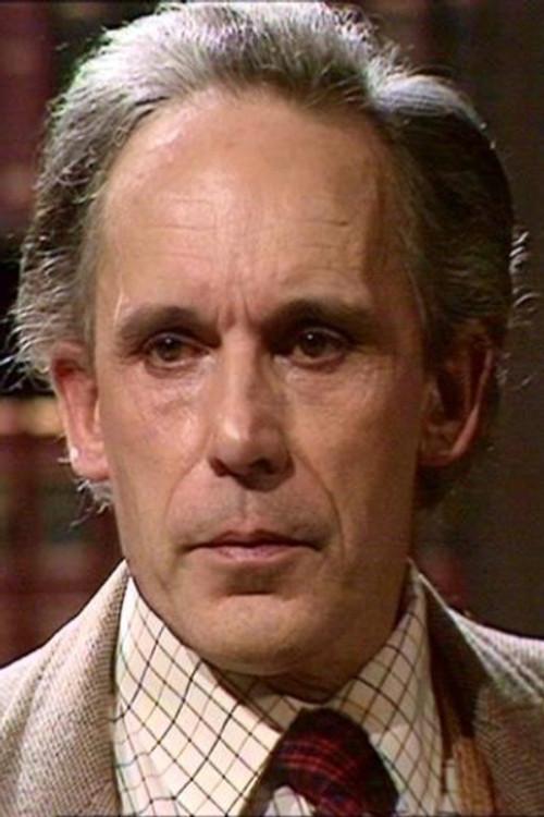 Portrait of actor John Woodnutt