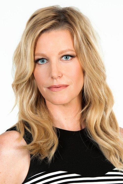 Portrait of actor Anna Gunn