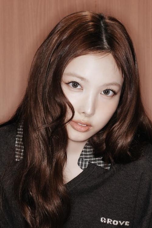 Portrait of actor NAYEON