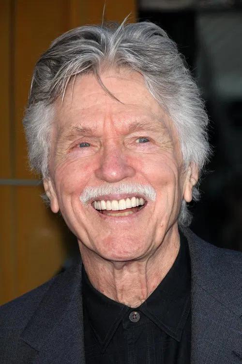 Portrait of actor Tom Skerritt