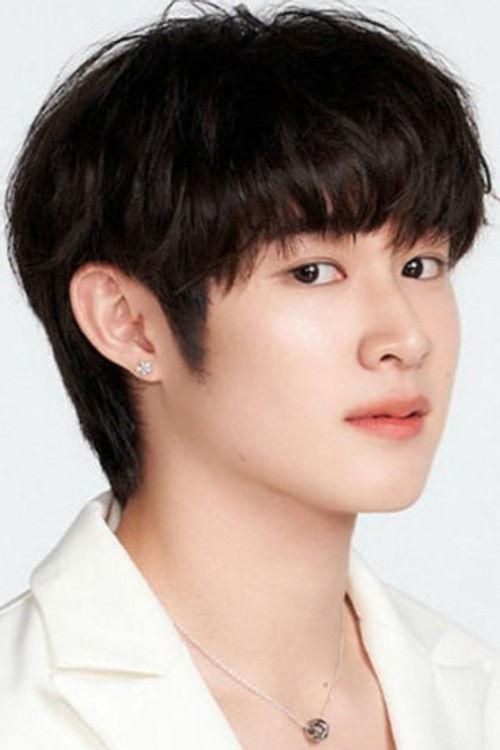 Portrait of actor Natasit Uareksit