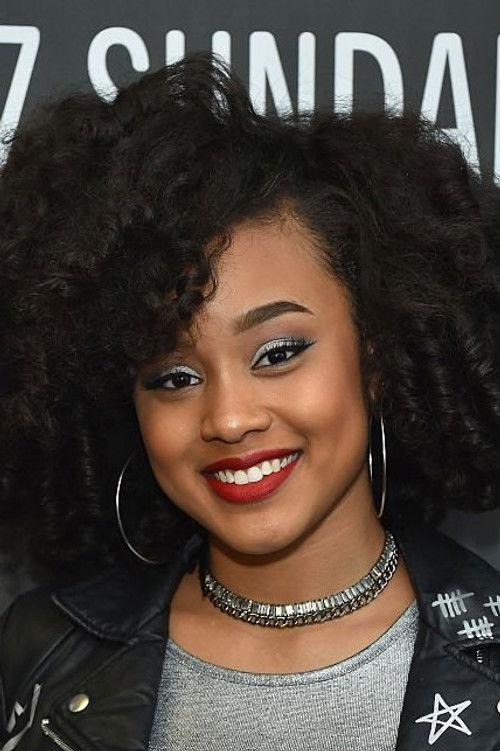 Portrait of actor Katlyn Nichol