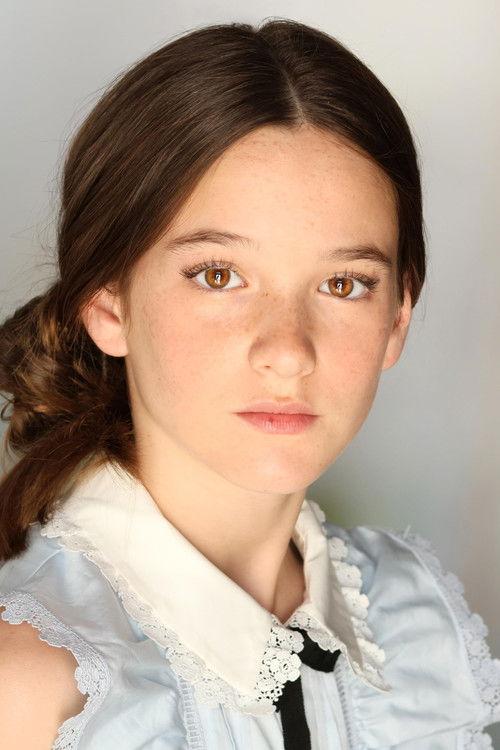 Portrait of actor Amelie Dallimore