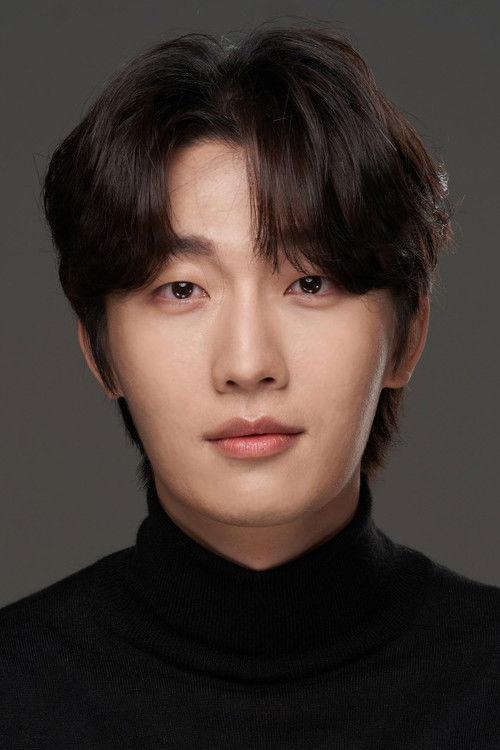 Portrait of actor Yoon Jun-won