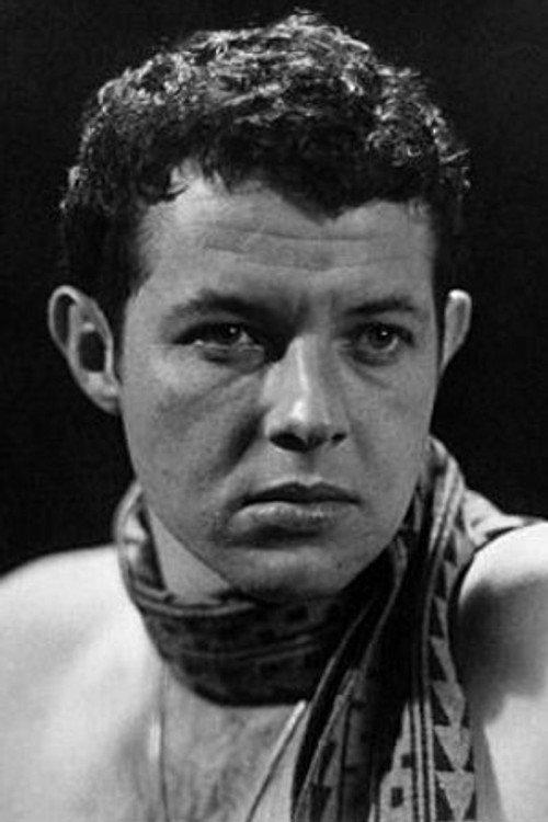 Portrait of actor Dahn Ben Amotz