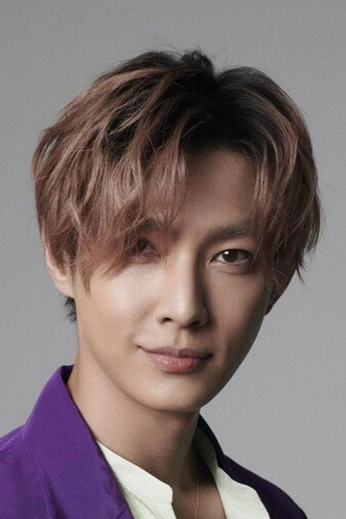 Portrait of actor Aaron Yan