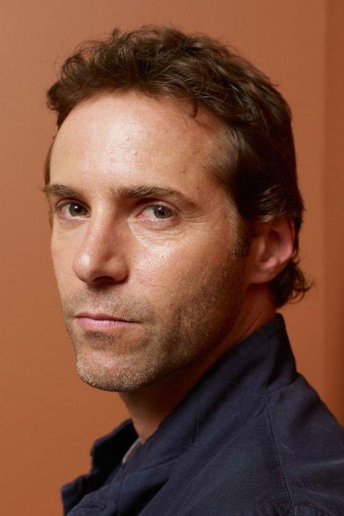 Portrait of actor Alessandro Nivola
