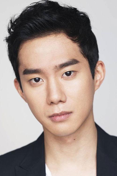 Portrait of actor Yoon Jin-wook