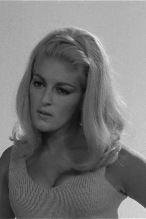 Portrait of actor Lori Williams