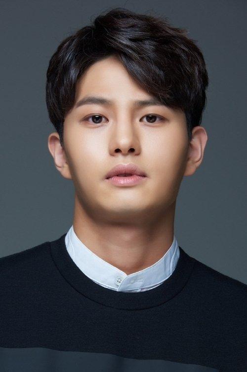 Portrait of actor Lee Seung-wook