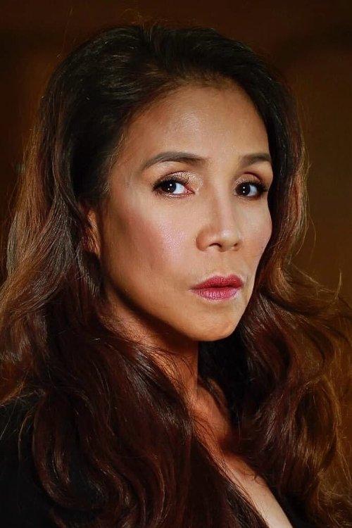 Portrait of actor Irma Adlawan