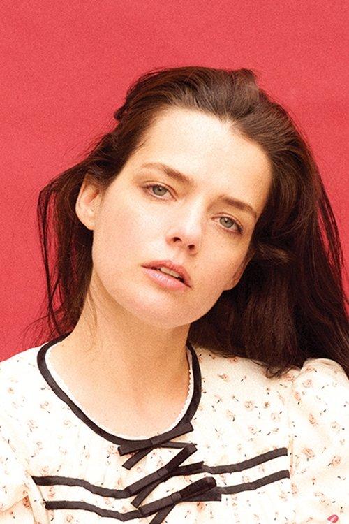 Portrait of actor Roxane Mesquida